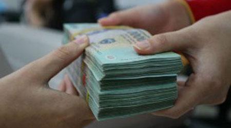 Bank loan interest rates climb to new high, SMEs stop borrowing