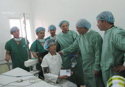 Vietnam’s first heart-transplant patient recovers entirely