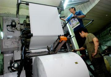 Printing press struggles to survive paper price increase wave