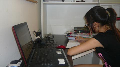 Many students suffer from depression because of pressure to study hard