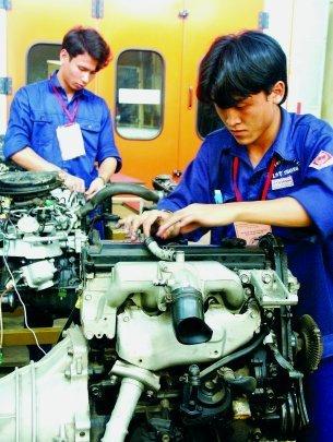 Vocational schools continue to seek students
