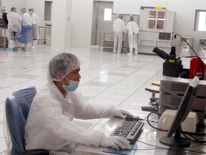 Foreign investors keen on hi-tech industries