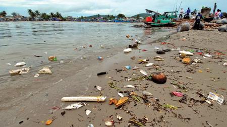 Free-for-all garbage dumping dirties Phu Quoc Island&nbsp;