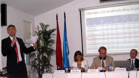 Vietnam&rsquo;s human development index 2010 unchanged