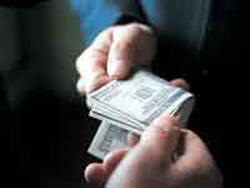 Corruption fight &lsquo;management issue”