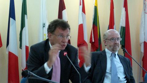 EU wants to negotiate FTA with Vietnam this year