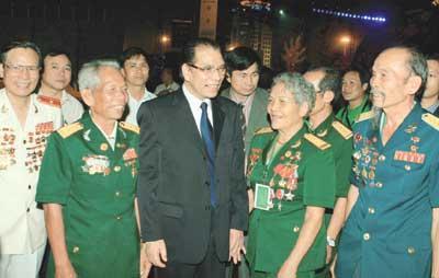 Tears shed as heroes arrive