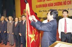 GOVERNMENT IN BRIEF 28/4