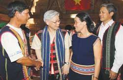 Party leader visits Kon Tum