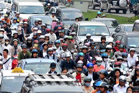 Hanoi lowers capital for traffic jam control to $9.2bil
