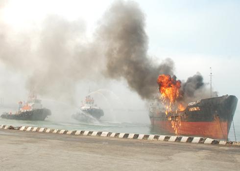Fire on ship with 10,000 liters of petrol