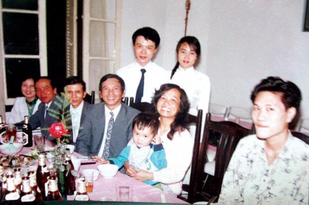 Professor Ngo Bao Chau&rsquo;s first math teacher