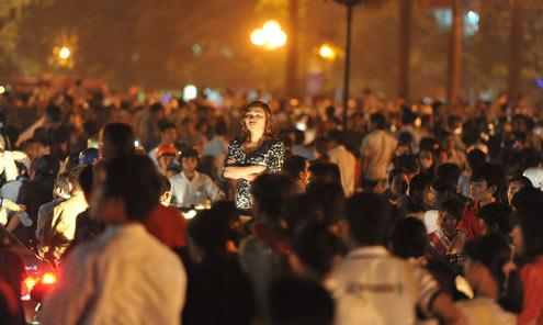 Traffic jams after closing ceremony of Hanoi 1000th anniversary