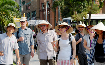 Cheating foreign tourists is not particular, says tourism official