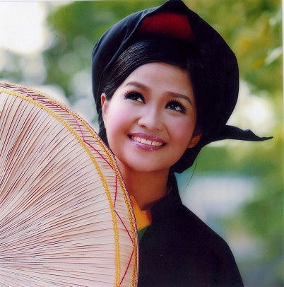 North Vietnamese women charming with traditional hairstyles