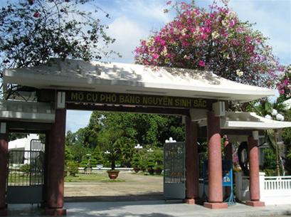 Visit the Revered Nguyen Sinh Sac historical site in Vietnam Travel