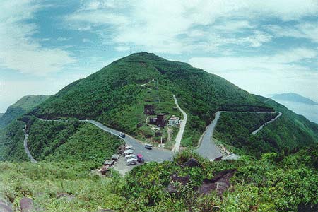 The Highest Pass in Vietnam- Hai Van Pass 