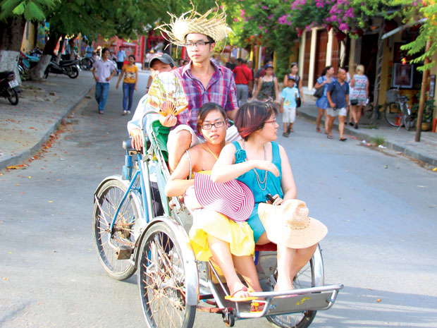 Increasing Number of Cambodian Tourists in Vietnam Travel
