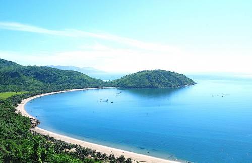 Nhat Le Beach- A magnificent landscape in Quang Binh-Central Vietnam