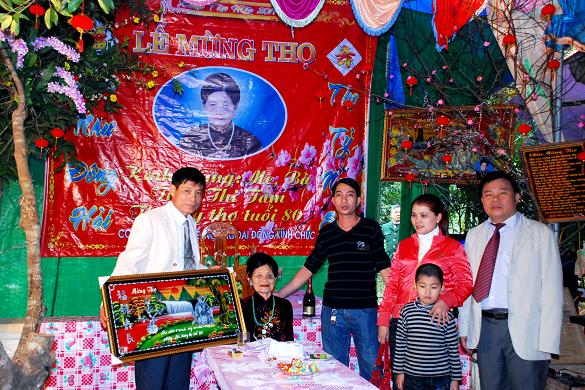  Longevity custom, featuring Vietnam culture