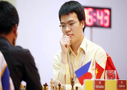 Liem defeats Andyka Pitra in HD chess tournament